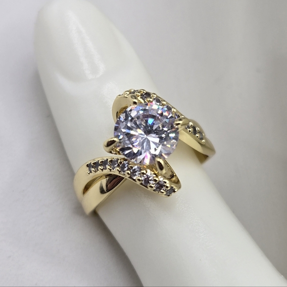 Swarovski Crystal Elements Gold Statement Ring Clear Black Diamond Size 9 Prom - Picture 2 of 8